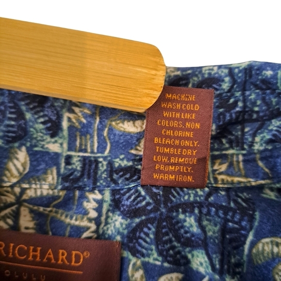 Tori Richard Honolulu Men's 2XL Tropical Print Short Sleeve Button Up Blue/Beige - Picture 6 of 6